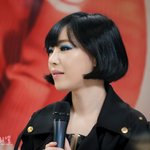 파란 <b>섀도</b> 바르고 나온 가인