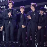 [EXO] 백현아...왜거기섯어...<b>하필</b>......