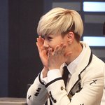 [BAP] 힘찬이동공, ㅇㅇ 님.  젤로 손가락 반지 확실히 나온...