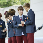 [EXO] 이거 백현<b>다리</b> 짧고굵게나옴