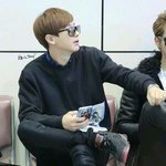 [백현] 찬열이랑 백현이 폰<b>케이스</b>ㅋㅋㅋ