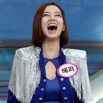 女아이돌의 매력적인 <b>털털</b> 웃음.jpg