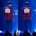 [카이] 나뒷모습만봣는데이렇게설랜건처음..