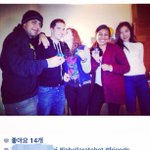 [EXO] 흰티에 청바지 검은생머리 