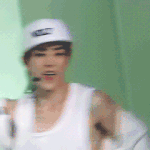 [시우민] 민서기 <b>쇄골</b> 진짜 이뻐