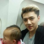 [세훈] 세훈이가 <b>비행기</b> 안에서....