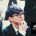 [CHEN] 오늘 종따<b>이</b>..