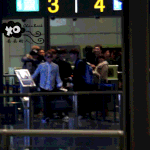 [백현] 어제 <b>공항</b> 쇼타임 움짤