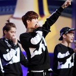 [EXO] 이제 철새들 떠나갈때가됬는데