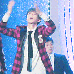 [EXO] 이 <b>손</b>뽀뽀나한테<b>한</b>거임;