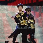 [EXO] 가온차트 김종인 아니 카이