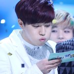 [EXO] 한 <b>박자</b> 늦은 수호백현 인기가요 고화질