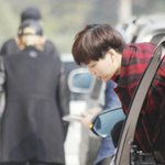 [카이] 종인이 <b>체크</b>성애잔가봐ㅋㅋㅋ