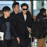 <b>현빈</b> 공항패션