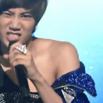 [카이] 무대에서 옷벗겨진 종인이*<b>속살</b>주의