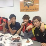 [꼭댓글부탁] 러시앤캐시배구 젊은패기 송명근선수 <b>mvp</b>로 뽑혔어요