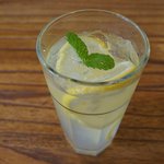 [<b>청하</b>모히또] 사진이씀) 여자들끼리 기분좋은 술 만들기 :-)