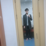 어떤 옷 스타일을 더 <b>선호</b>하시나요?