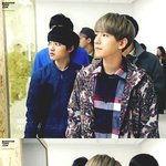 [백현] 꽃님들 나 꽃남인데..