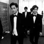 [EXO] 종인이 수트의 <b>미학</b>