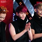 [백현] 변백현 <b>민소매</b>입으면