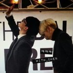 [CHEN] 종대<b>인사</b>할때받쳐주는스엠공무원ㅋㅋㅋㅋ