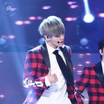 [EXO] 우리 <b>과학쌤</b>이 백현이 살찐것같다고했는데