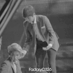 [EXO] 타팬들은 우릴까고 <b>우린</b> 서로를까고