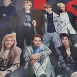 [exo] 혹시 엑소 희귀<b>친필</b>싸인포스터 살사람 있어요??!