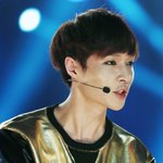 [EXO] 레이는 가온 <b>때</b> 너무 예뻤어요