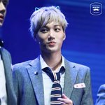 [카이] 김종인이랑 <b>케미</b>쩌는거 또찾음
