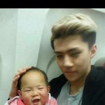 [EXO] 애기랑셀카찍는<b>오세훈</b>
