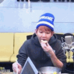 [백현] 백현이의 야무진 <b>먹방</b> 2탄 움짤편!