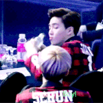 [EXO] 꽃백 그냥 지금 판 보지말고 이따 <b>오셈</b> 