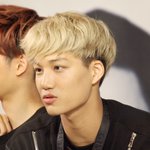 [카이] 김종인이 <b>코앞</b>에서 이렇게보면