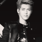 [EXO] <b>feel</b>에 몸을 맡기는