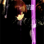 [카이] 종인이가 무대올라가기전에 하는거