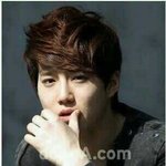 [EXO] 야나는적어도부모님졸라서<b>져지</b>산건아닌데