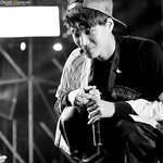 [카이] <b>이날</b> 행사간팬들 살아있대...?