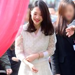 복숭아 돋는 오늘 <b>설리</b>