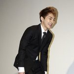 [시우민] 남성자켓의 올바른 단추잠그는 법 