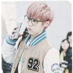 [루한] 판포토에 야구<b>잠바</b>입은 남아이돌 있길래...