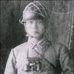 그는 누구인가? ① → 박정희는 ‘황군장교’로 <b>일왕</b>에 충성했다.