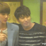 [EXO] 오세훈ㅋㅋㅋㅋㅋ눈치보면서포즈<b>다바</b>꿬ㅋㅋㅋㅋㅋㅋㅋ