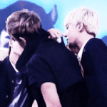 [시우민] <b>민석</b>아 입 찢어지겠닼ㅋㅋㅋㅋ