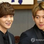 [EXO] 기사 사진인데 ㅋㅋㅋㅋㅋㅋㅋㅋㅋㅋ굴욕