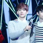[EXO] 학교 축제 <b>진행</b>하는 남자