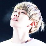 [백현] 꽃님이들 도와줘ㅠㅠ