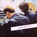 [세훈] 차에 타는 세훈이 어깨 봐..