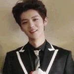 [EXO] 이사진 <b>컬렌</b>가 뱀파이어같다